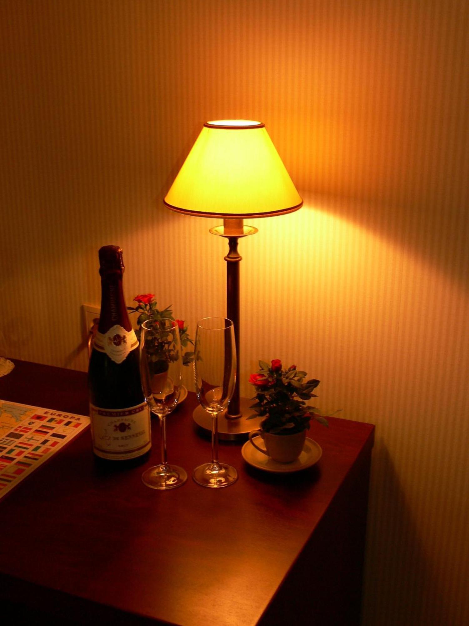 Hotel Prelude Knesselare Ngoại thất bức ảnh